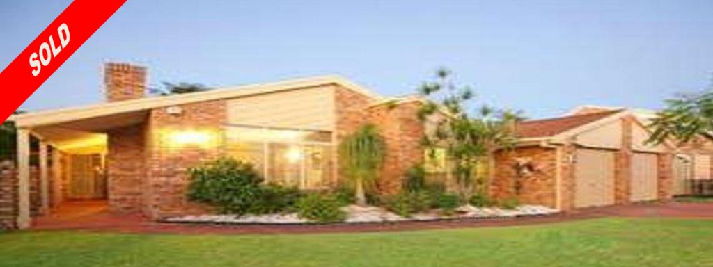4 JANDOWAE STREET, RUNCORN 1